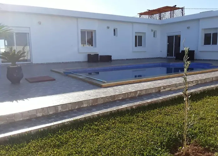 Villa Climatisee Avec Piscine Privee, Ras El Ma
